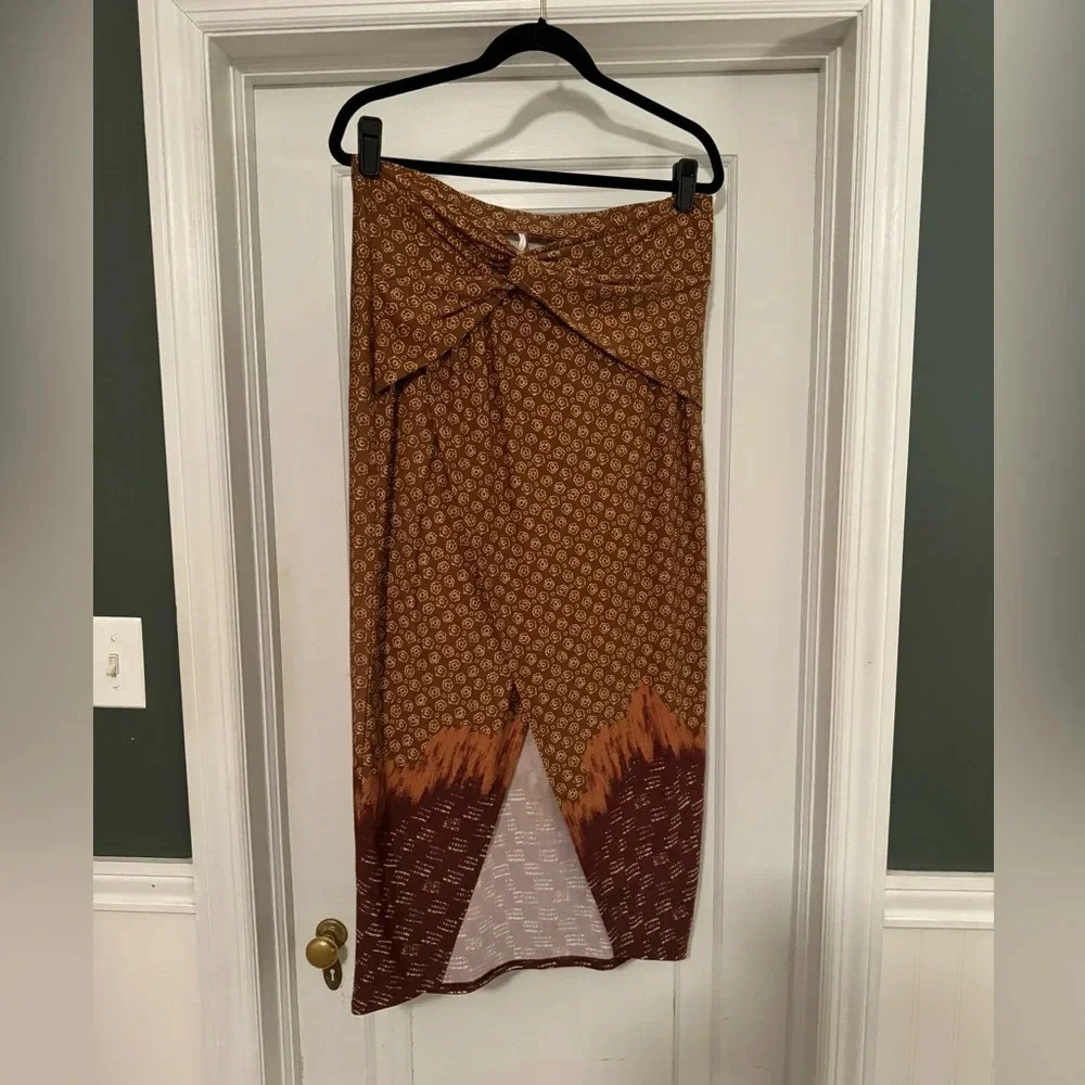 Free People Sarong It Feels Right - Size L - Picture 7 of 9